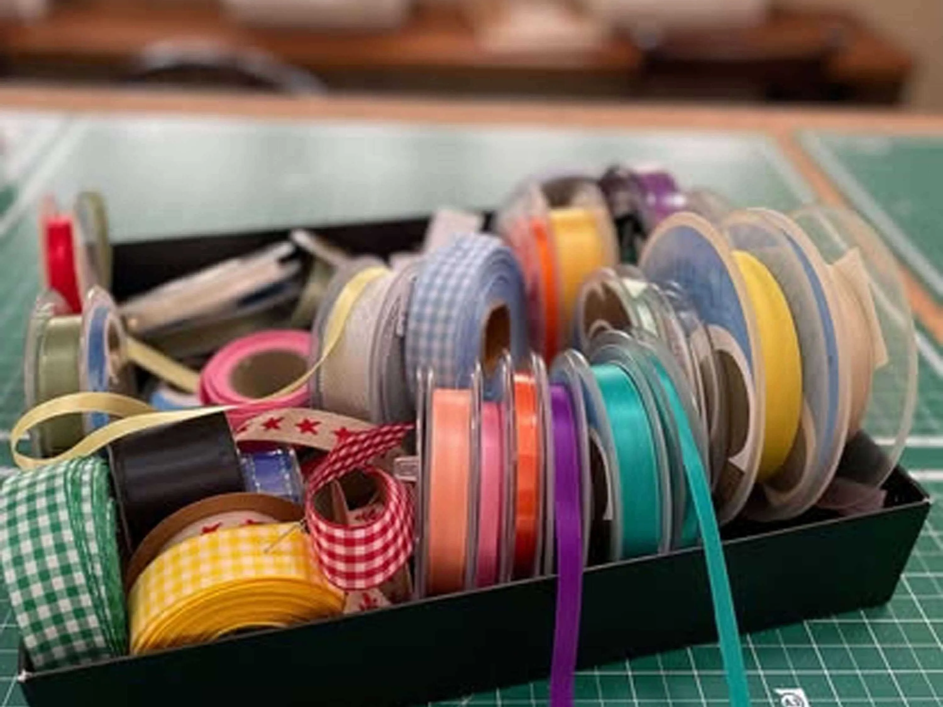 Ribbons box